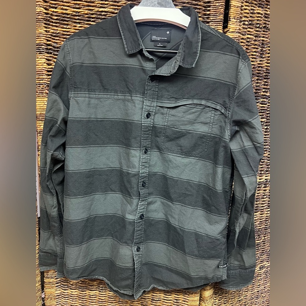 Tavik-‎ Mens Button Up shirt- Size: Large, Black/Grey